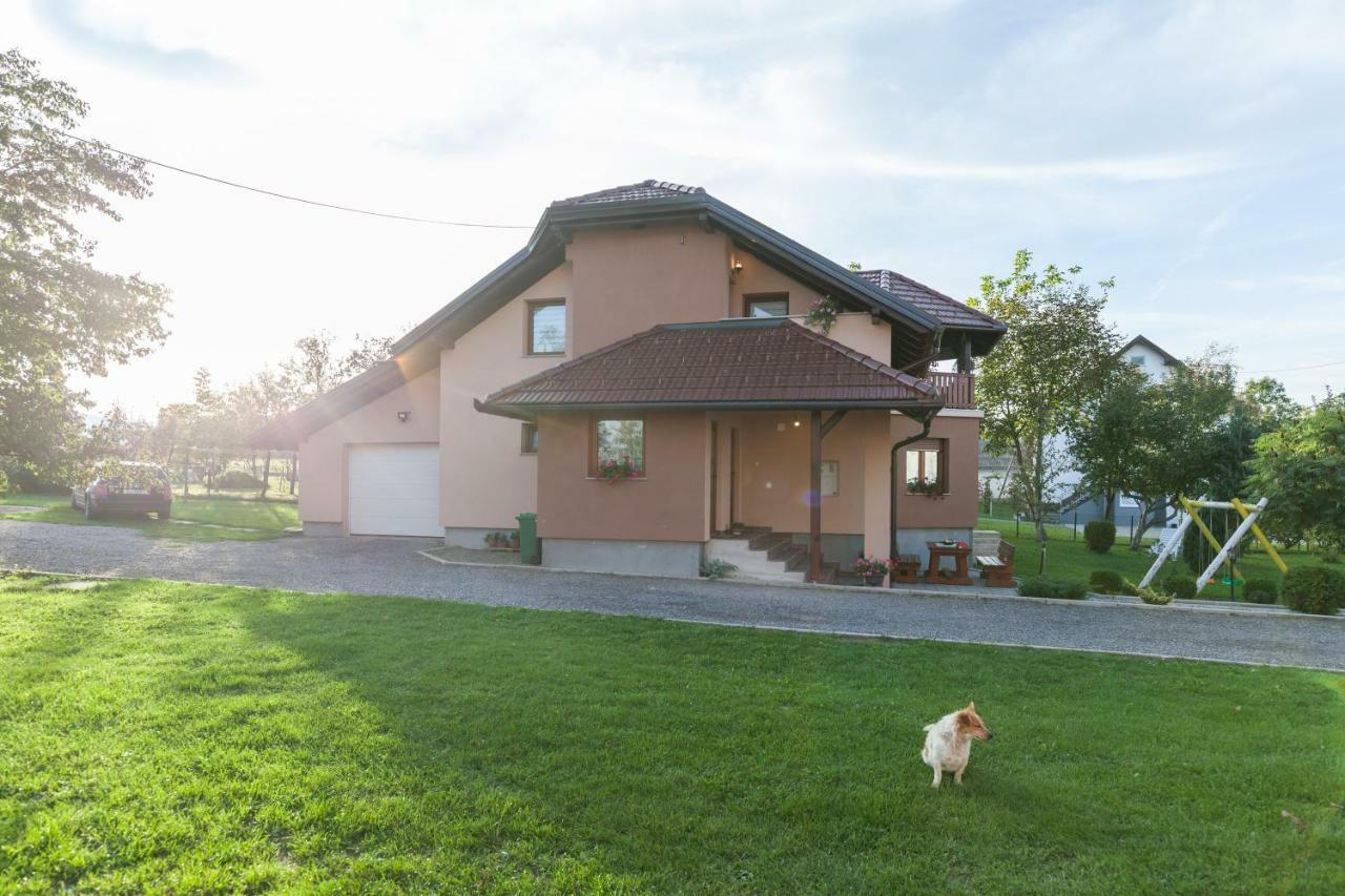 Apartment Ivan & Iva Gornji Vaganac 外观 照片